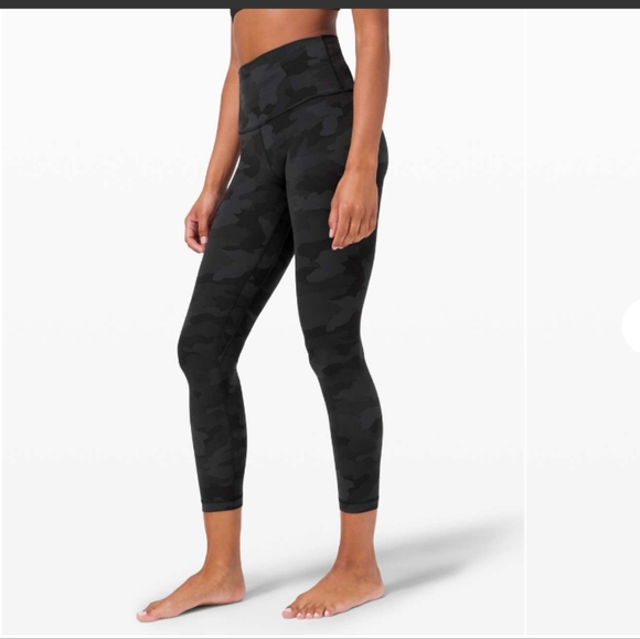 Lululemon align high rise crop 25" - Picture 2 of 7
